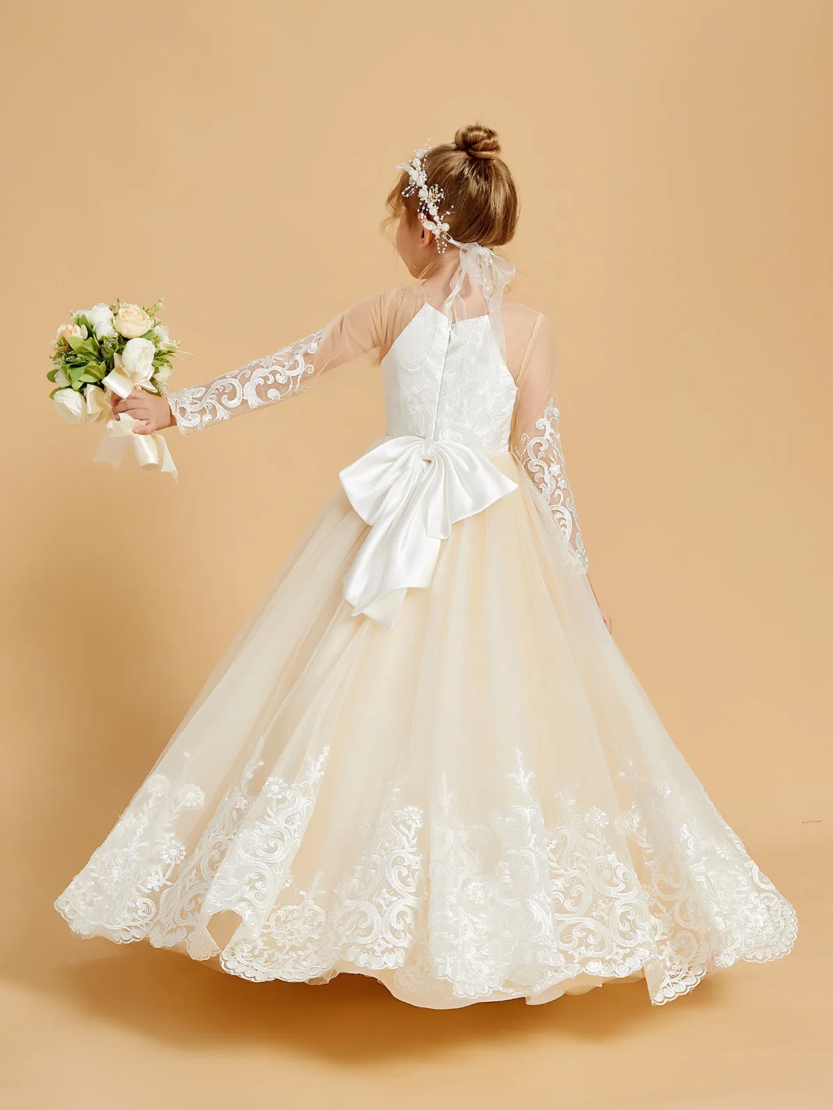 Adorable Flower Girl Dresses with Bowknots and Lace Applique