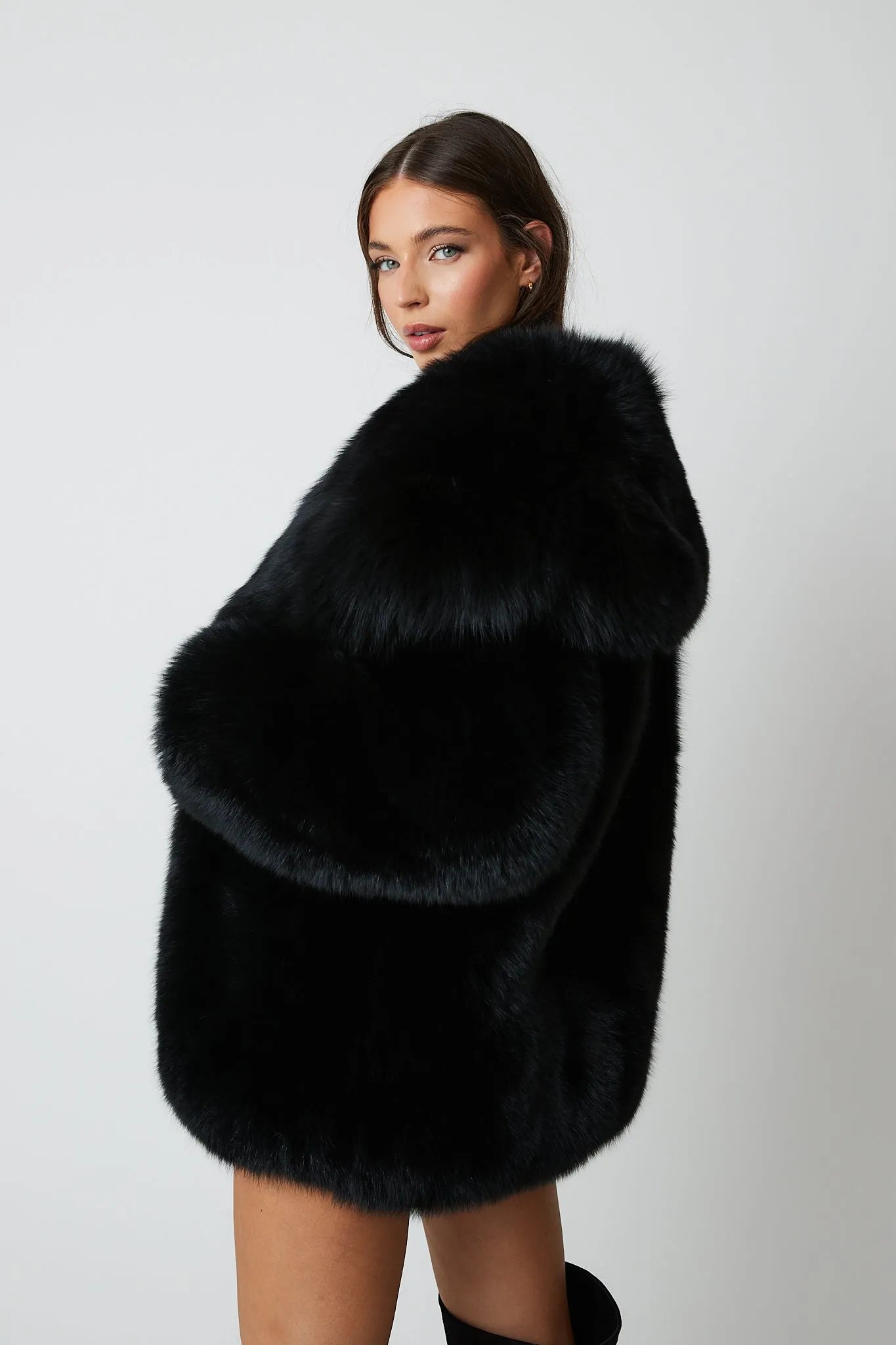 Gabi Full Pelt Fox Fur Coat with Collar